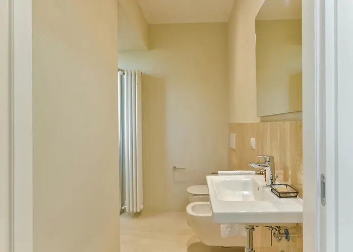 - Santa Croce Deluxe Appartement *