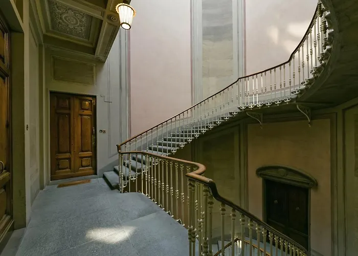 - Santa Croce Deluxe Appartement *