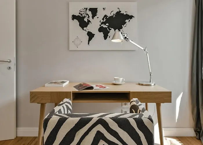 - Santa Croce Deluxe * Florence