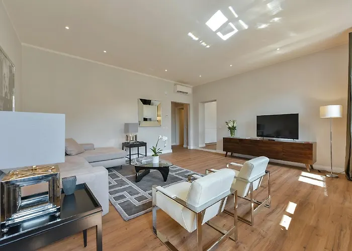 Apartments Florence
